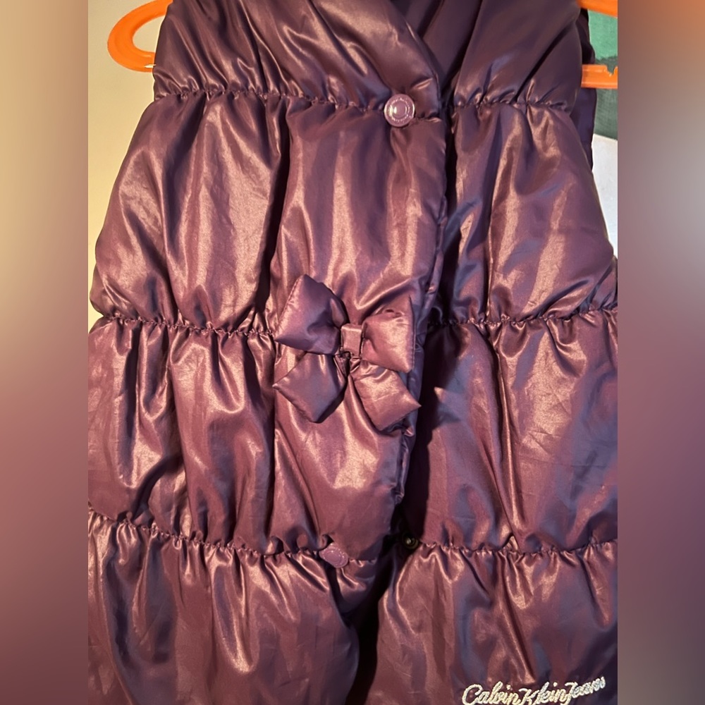 Calvin Klein Jeans Purple Puffer Vest, Girls 5 - Picture 2 of 3